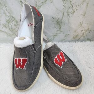 CRUZERZ Wisconsin Badgers Slip On Shoes